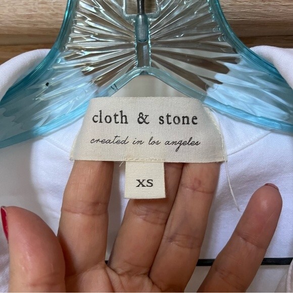 Anthropologie Cloth & Stone Frayed Hem Button Down Long Sleeve Shirt in White XS - Picture 4 of 7